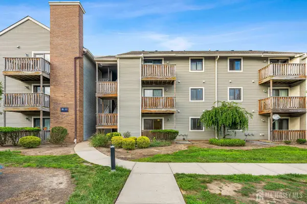 -1907 Ravens Crest Drive, Plainsboro, NJ 08536