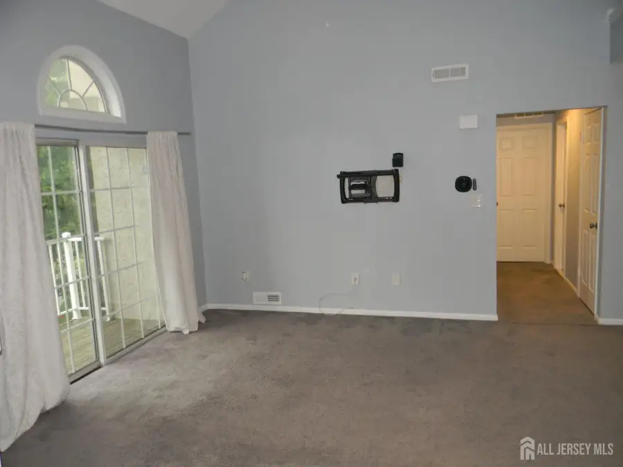 -2706 Commons At Kingswood Drive, East Brunswick, NJ 08816 - #2