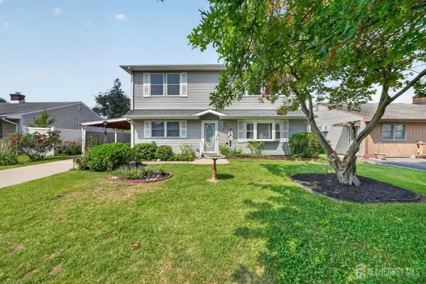 -41 Weldon Road, Edison, NJ 08817