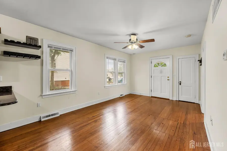 -265 S 9th Avenue S, Highland Park, NJ 08904 - #3