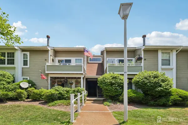 -11 Crop Court, Tinton Falls, NJ 07753