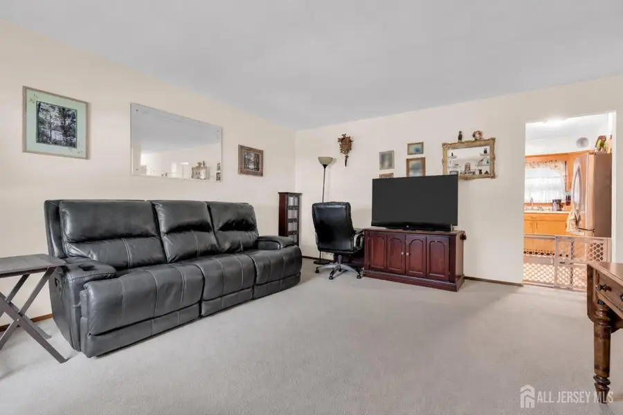 -231 Temple Way, Colonia, NJ 07067 - #3