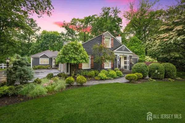-960 Glenwood Avenue, Plainfield, NJ 07060