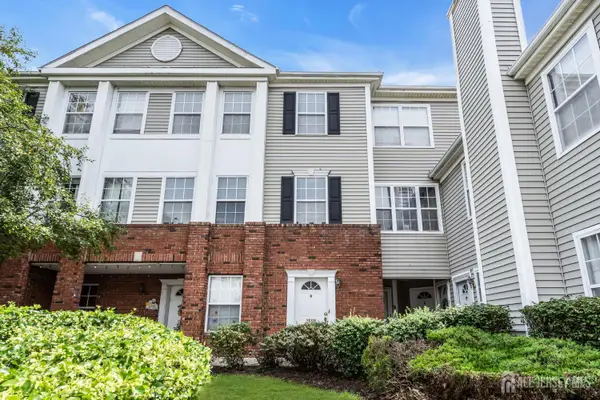 -2609 Ridgeview Court, Sayreville, NJ 08859