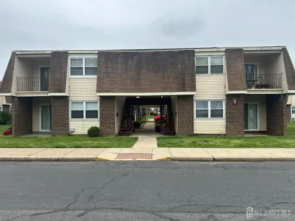 -13-2 Florence Tollgate, Florence, NJ 08518