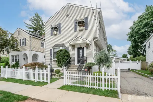 -10 Crampton Avenue, Woodbridge Proper, NJ 07095