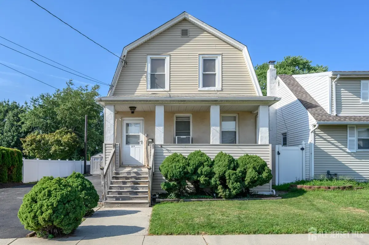 -27 S Robert Street S, Sewaren, NJ 07077 - #1
