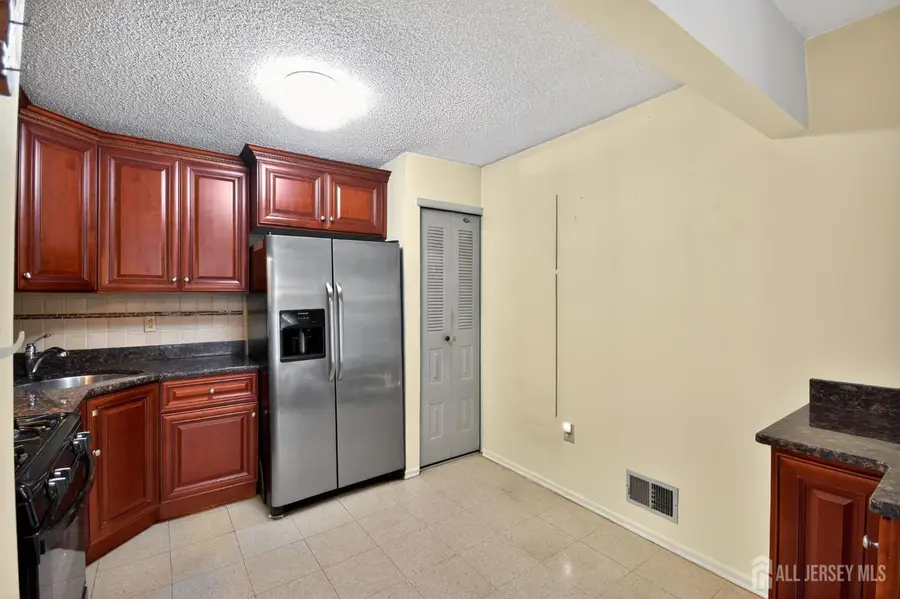 -258 Kempsey Drive, North Brunswick, NJ 08902 - #2
