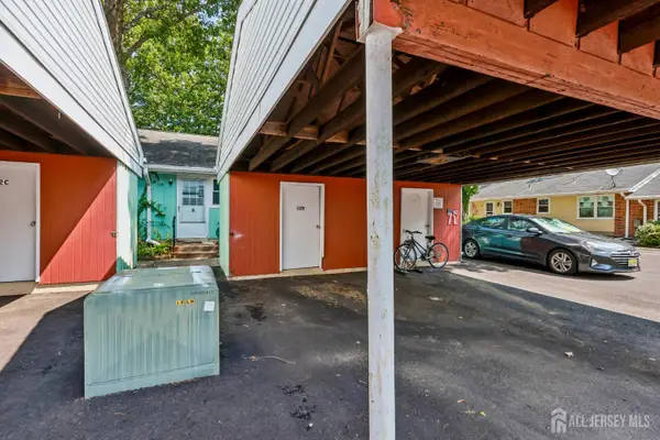 -52 Cambridge Court #B, Lakewood, NJ 08701