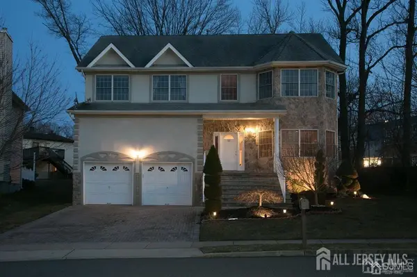 -43 Melbloum Lane, Edison, NJ 08837