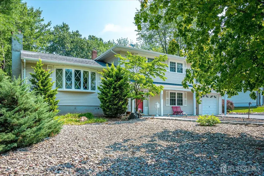 -560 Wakefield Drive, Metuchen, NJ 08840 - #3
