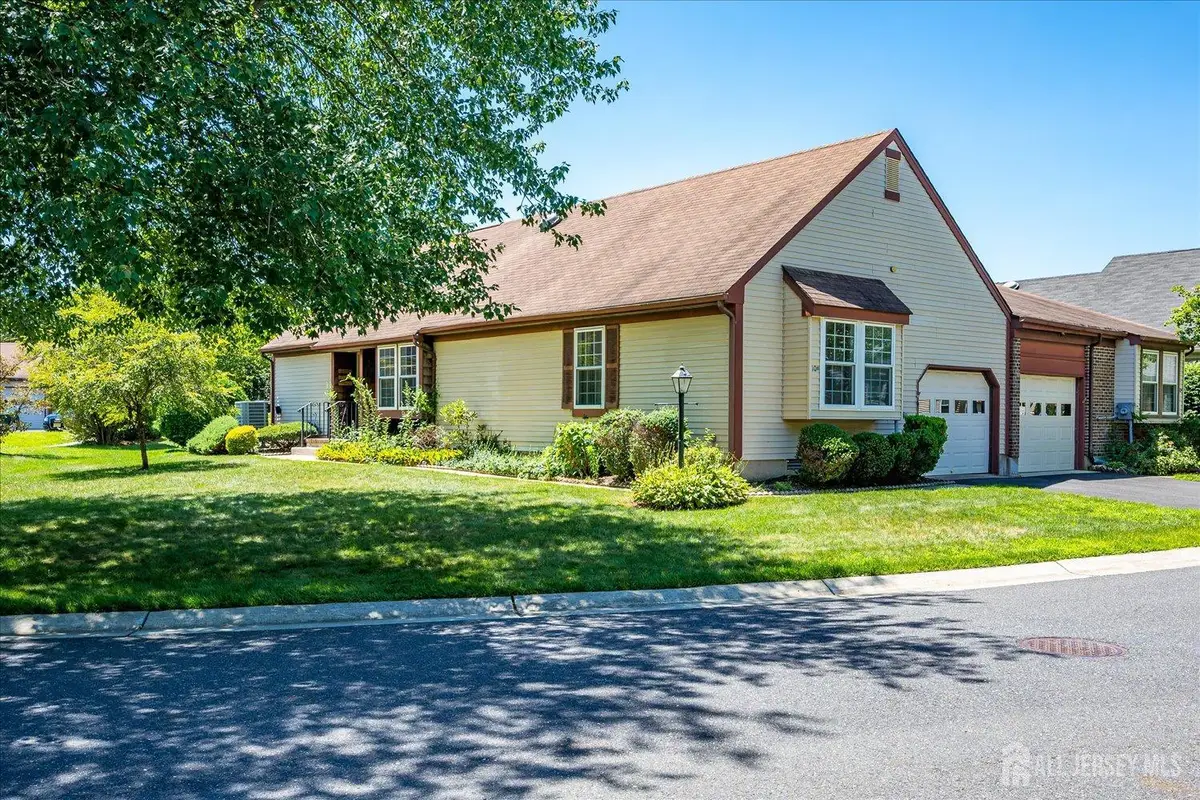 -10-B Betsy Ross Drive, Monroe, NJ 08831 - #1