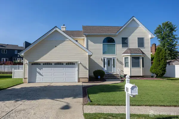 -66 Morris Court, Sayreville, NJ 08879