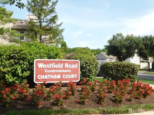 -66 Chatham Court, East Windsor, NJ 08520