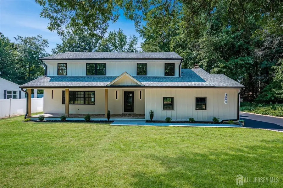 -300 E Chestnut Avenue E, Metuchen, NJ 08840 - #2