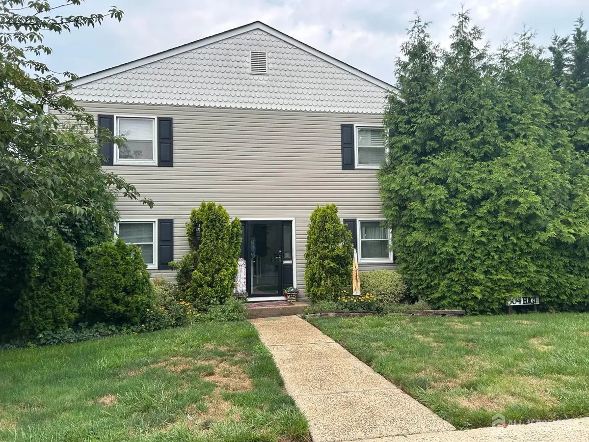 -304 High Street, Perth Amboy, NJ 08861 - #1