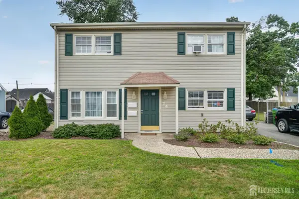-24 Hillcrest Avenue, Edison, NJ 08817