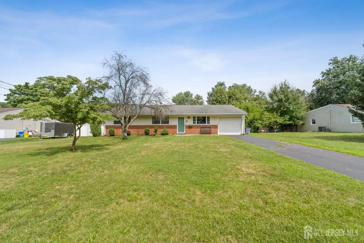 -16 Stockton Road, Kendall Park, NJ 08824 - #1