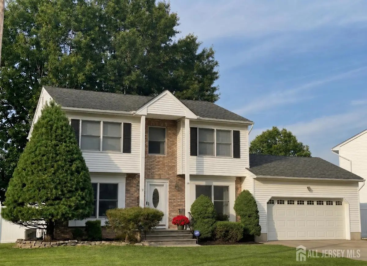 -46 Lynn Court, North Brunswick, NJ 08902 - #1