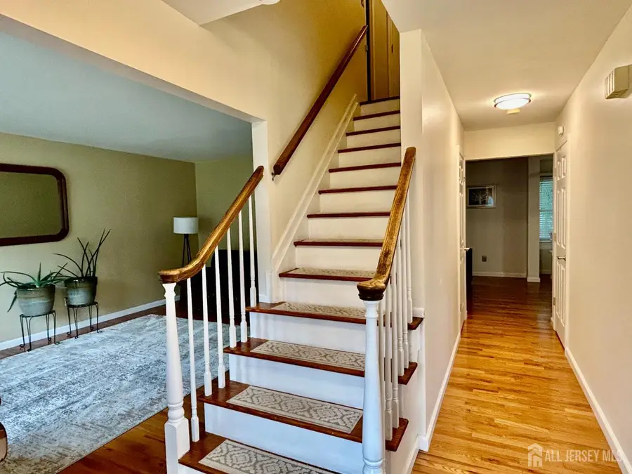 -46 Lynn Court, North Brunswick, NJ 08902 - #3