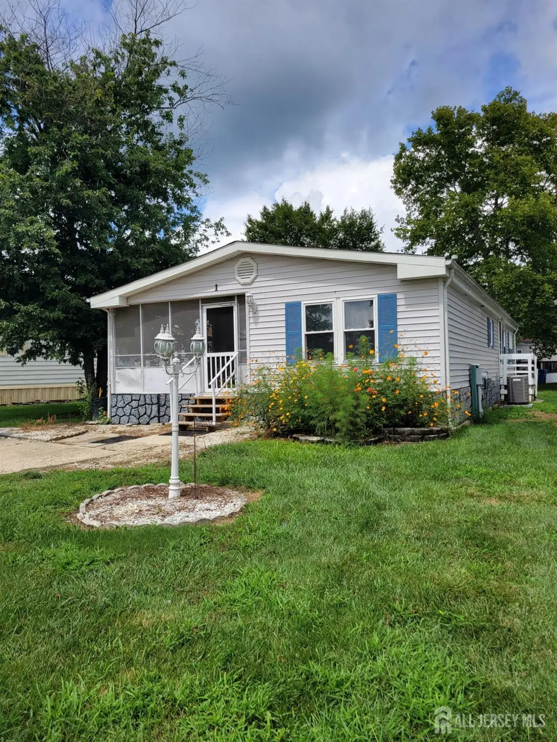 -1 Poe Road, North Brunswick, NJ 08902 - #1