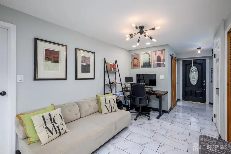 -26 Desser Place, Metuchen, NJ 08840 - #2