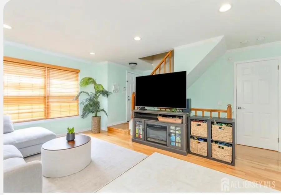 -40 Lantern Lane, Sayreville, NJ 08872 - #2