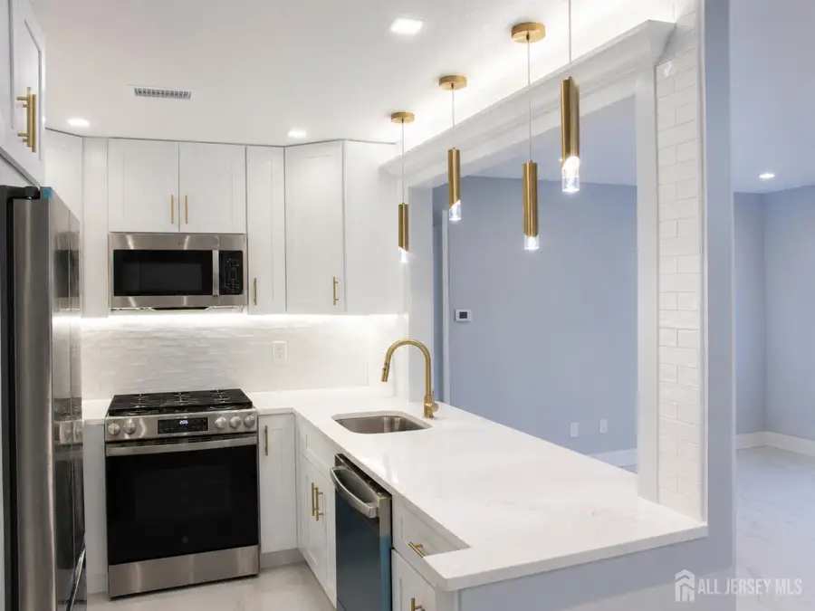 -709 Sunshine Court, Parlin, NJ 08859 - #2