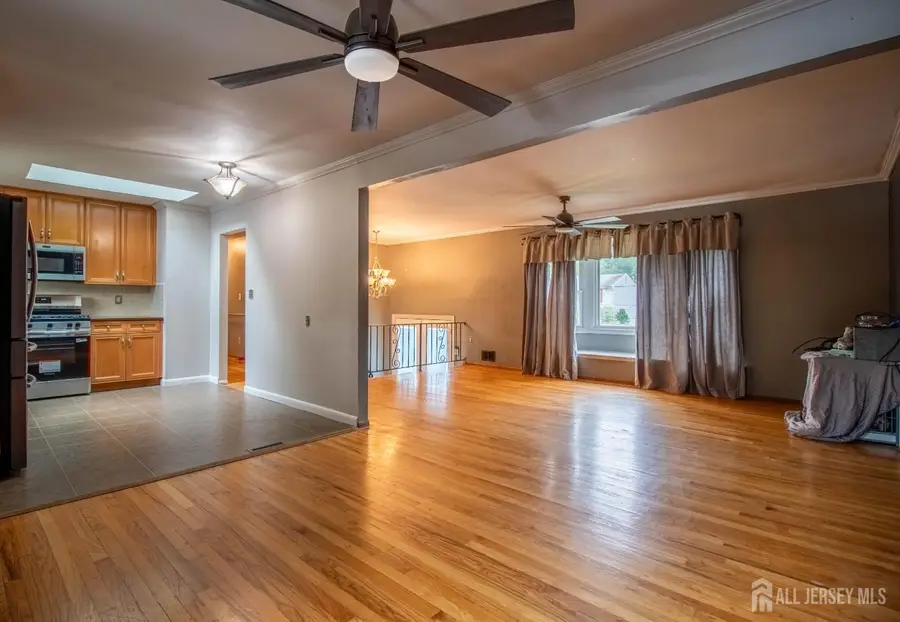 -29 Tompkins Road, East Brunswick, NJ 08816 - #3