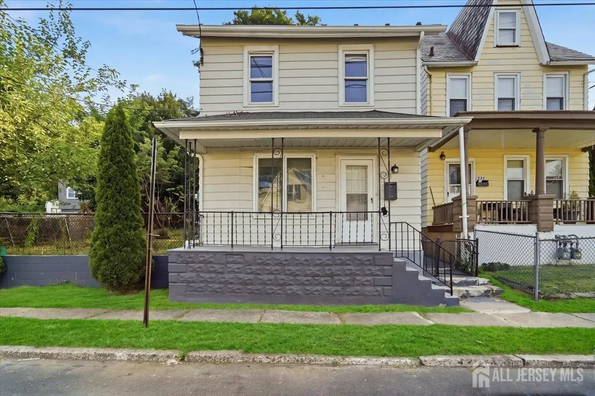 -319 Warren Street, Phillipsburg, NJ 08865 - #1