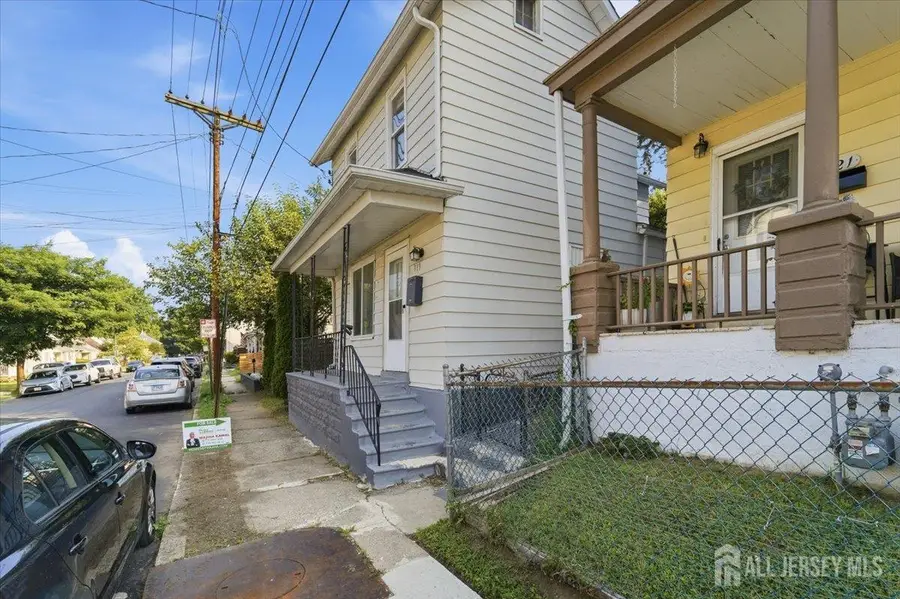 -319 Warren Street, Phillipsburg, NJ 08865 - #2