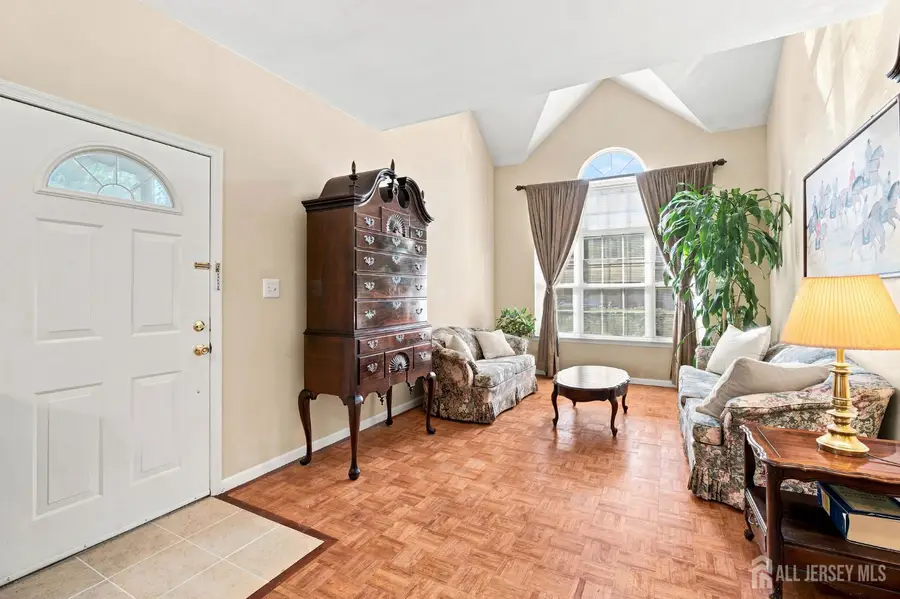 -9 Gallop Lane, Six Mile Run, NJ 08873 - #3