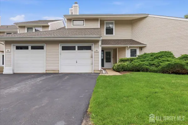 -94 Woodmere Drive, Sayreville, NJ 08859