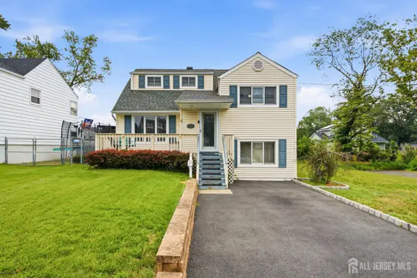 -2 Carter Place, Sayreville, NJ 08859