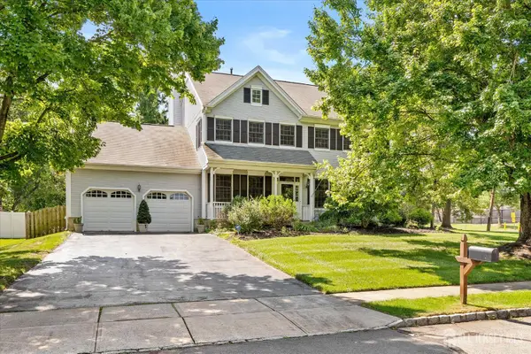 -2 Foxhill Run, South Brunswick, NJ 08852