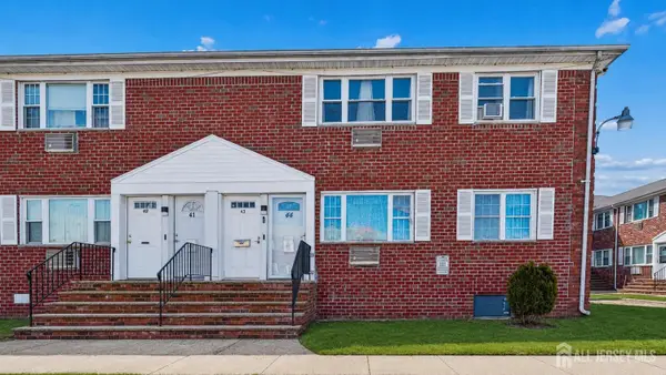 -43 Gramercy Gardens #B, Middlesex, NJ 08846