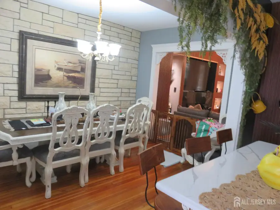 -561 Neville Street, Perth Amboy, NJ 08861 - #3