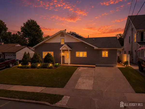 -24 Winthrop Road, Edison, NJ 08817