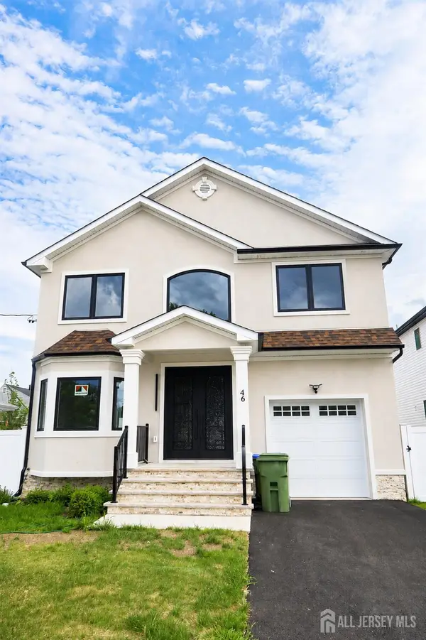 -46 Foyer Street, Edison, NJ 08817