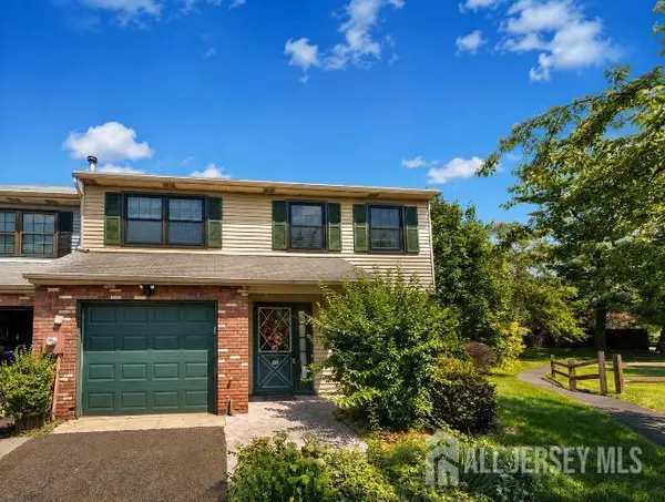 -17 Walton Court, East Brunswick, NJ 08816