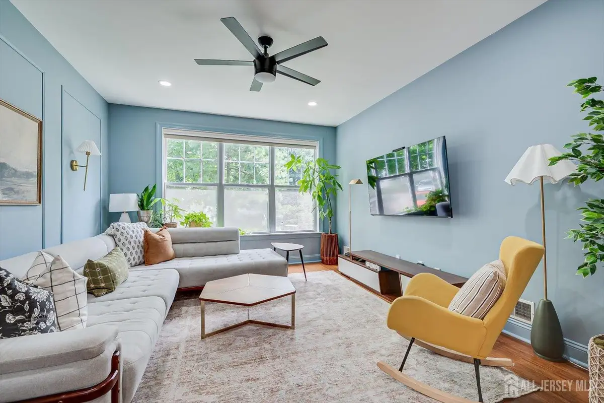 -13 Franklin School Way, Metuchen, NJ 08840 - #1