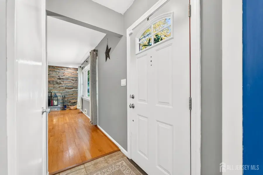 -29 Lynn Avenue, Middlesex, NJ 08846 - #3
