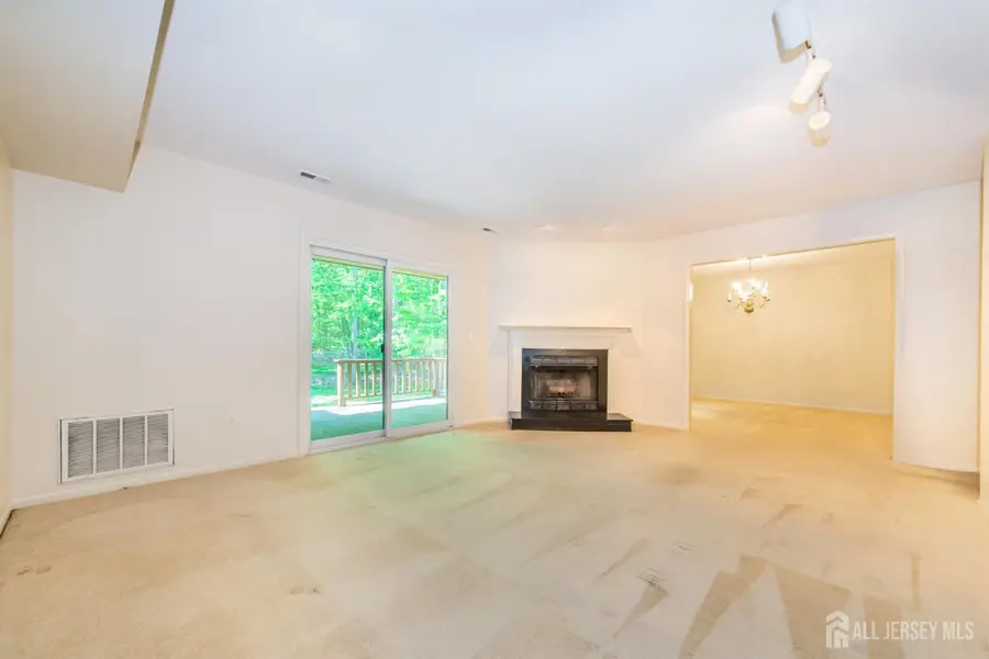 -195 Hidden Hollow Court, Edison, NJ 08820 - #2