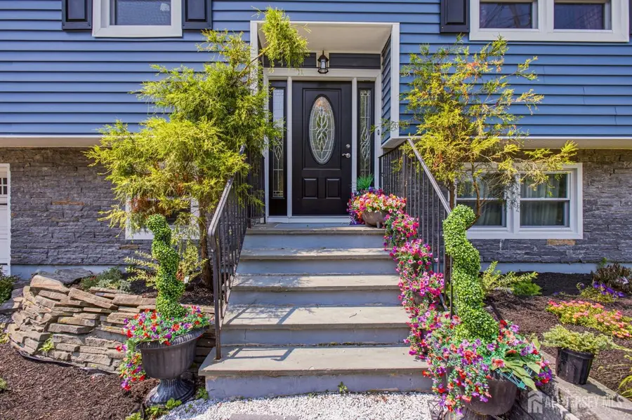 -2 Scenic Drive, Green, NJ 07821 - #3