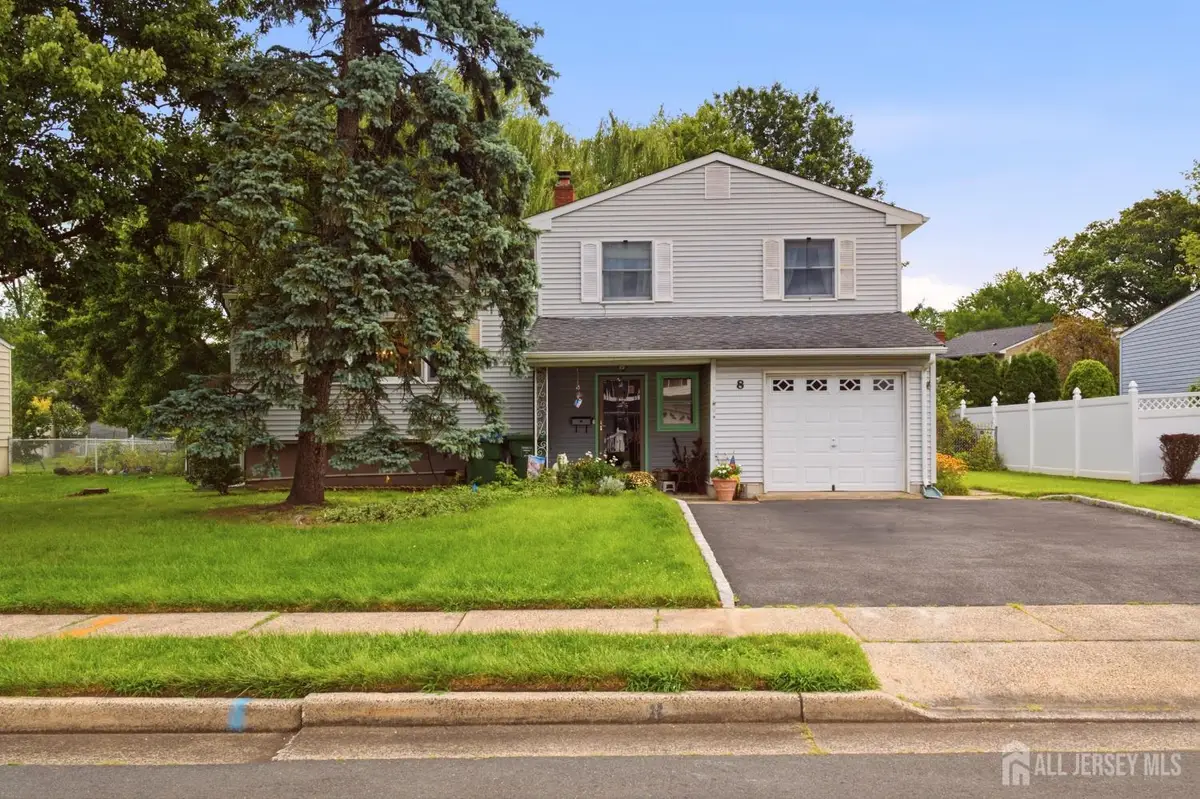 -8 Growney Street, Edison, NJ 08817 - #1