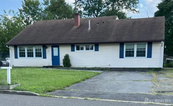 -5 Kate Terrace, Piscataway, NJ 08854
