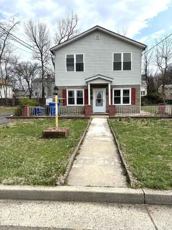-210 Second Street, Middlesex, NJ 08846
