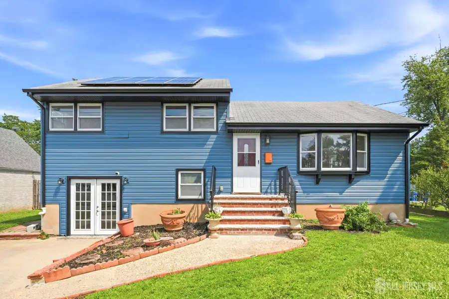 -23 Vine Street, Fords, NJ 08863 - #2