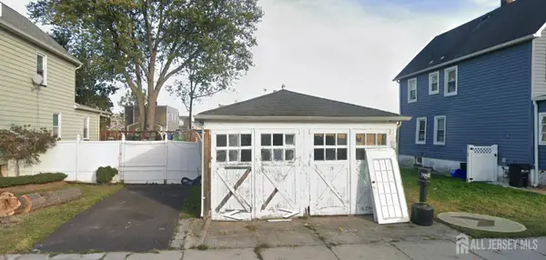 -84 Heald Street, Carteret, NJ 07008