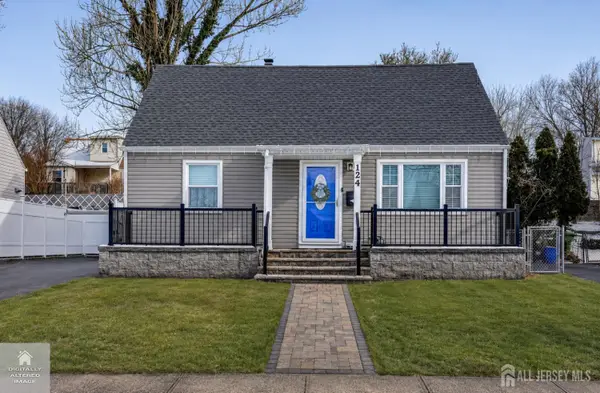 -124 Coolidge Avenue, Sayreville, NJ 08859